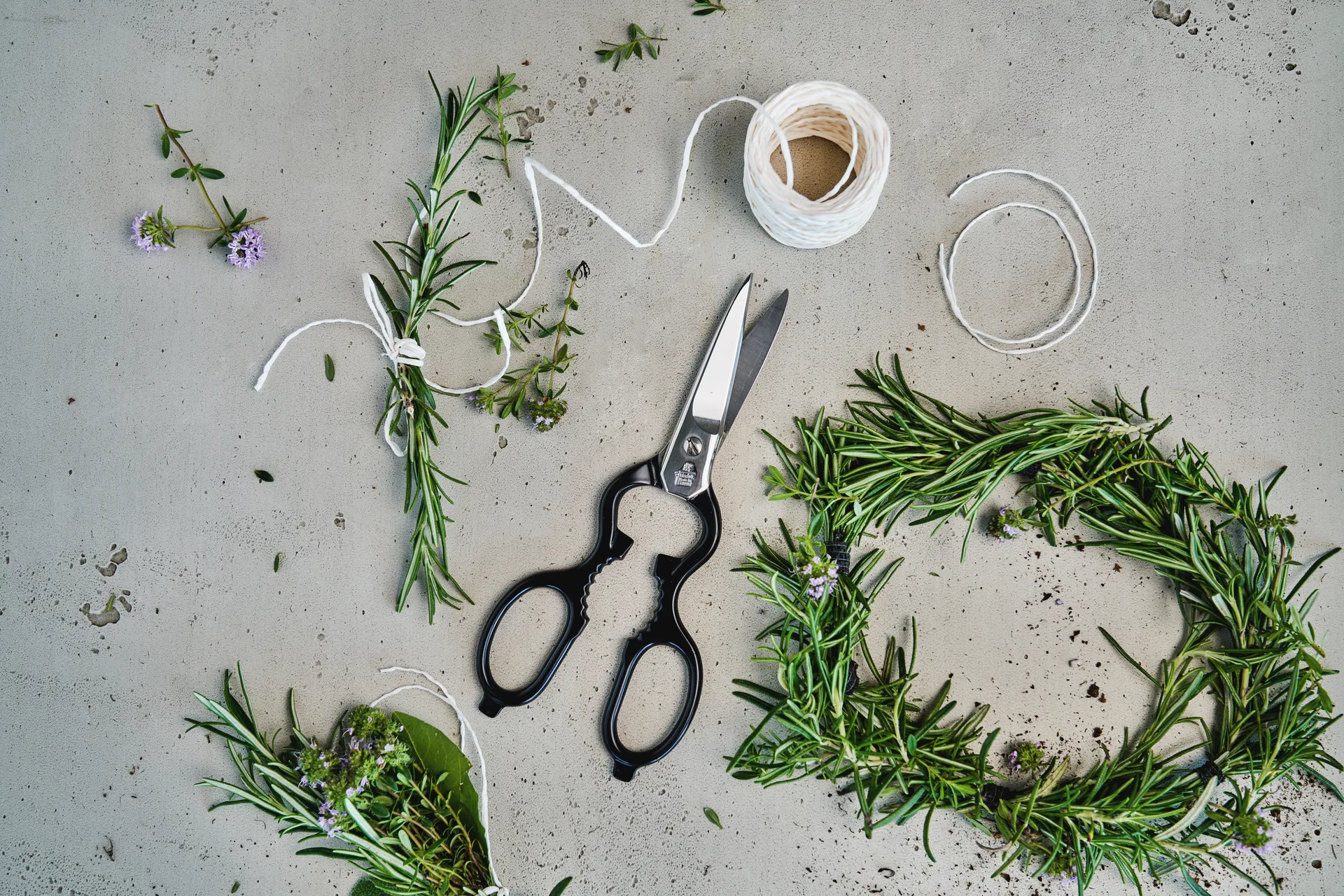 Zwilling universal scissors 20 cm, Black Zwilling