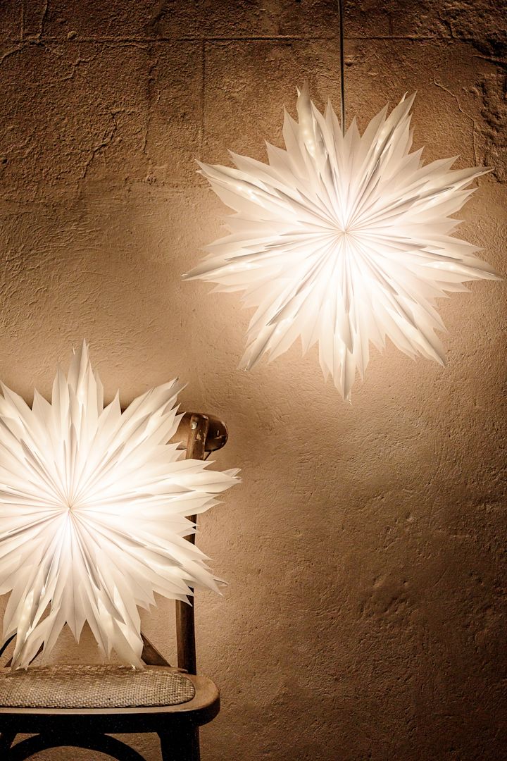 Christmas star Oslo in paper from Watt & Veke continues to be one of the most popular Christmas stars for 2021.