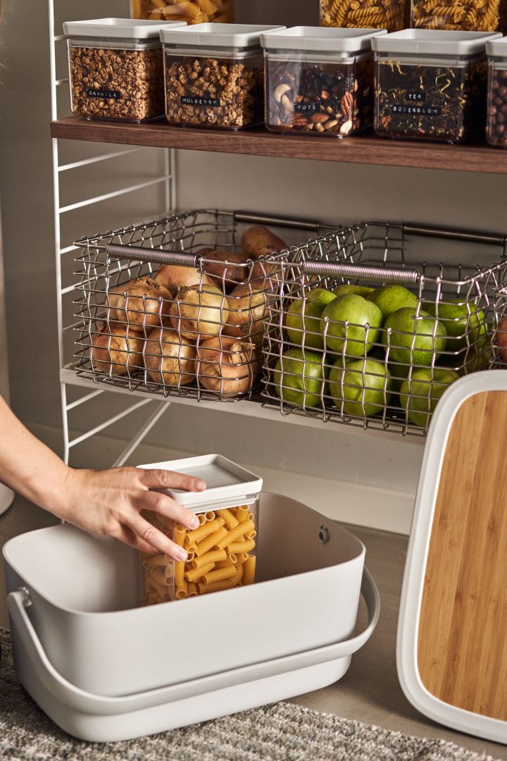 Organise the pantry with practical baskets from Korbo and storage box from Brabantia for an easier everyday life.