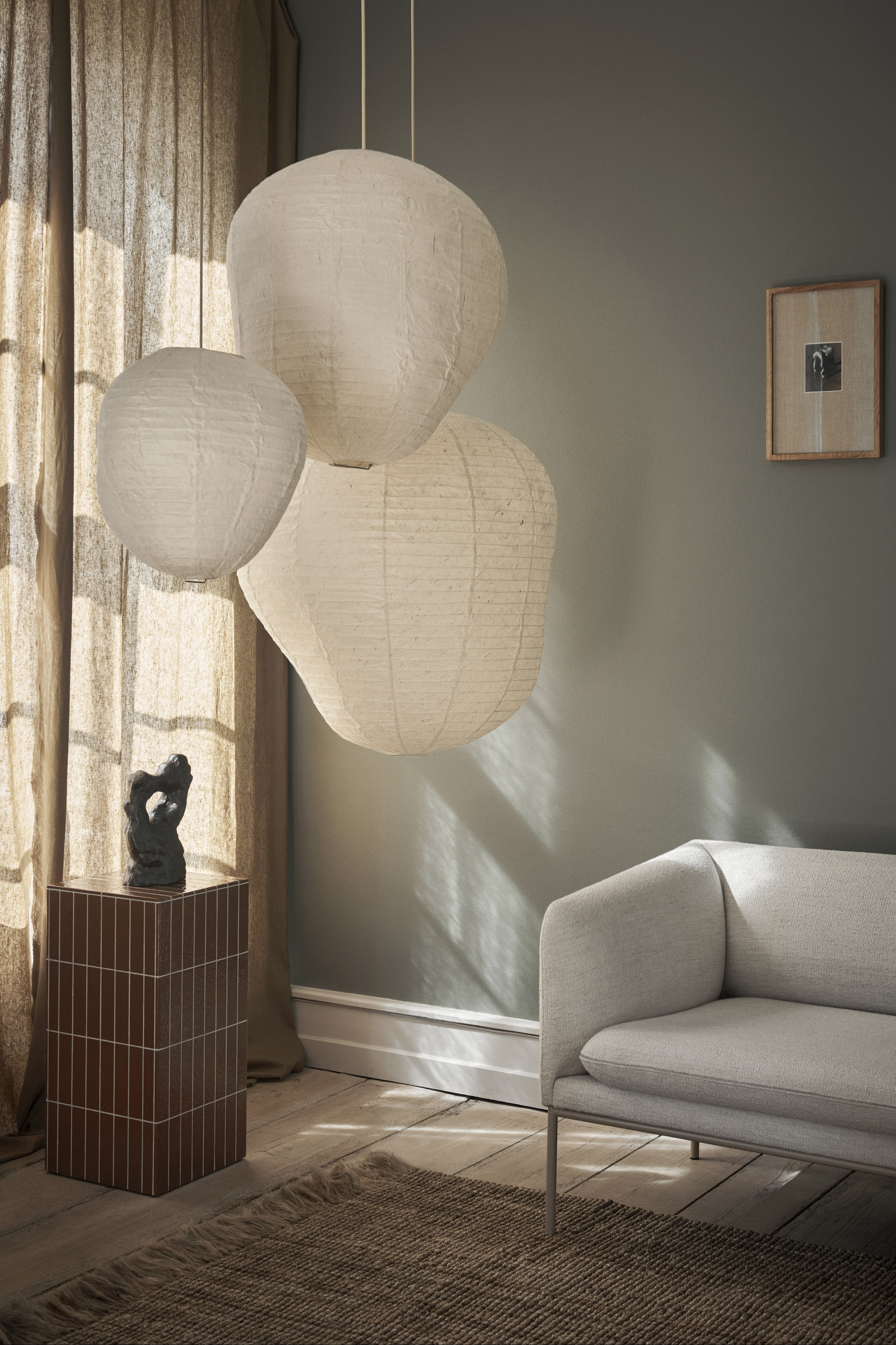 A guide to choosing a ceiling light for your living room