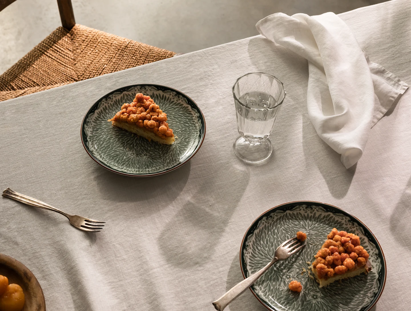 Buy Rörstrand Dinnerware sets & Porcelain at NordicNest.com