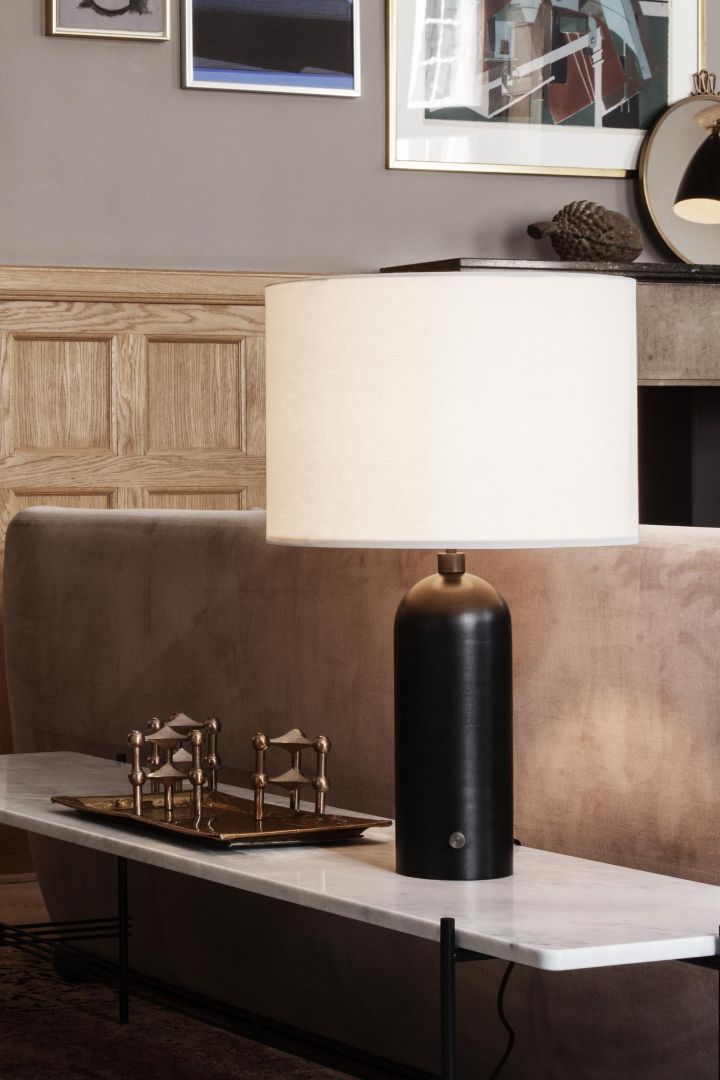 Discover Gubi's top tips for placing lighting in your home. The Gravity table table in black marble is a sculptural piece so make sure you consider how it will be displayed in the home. 