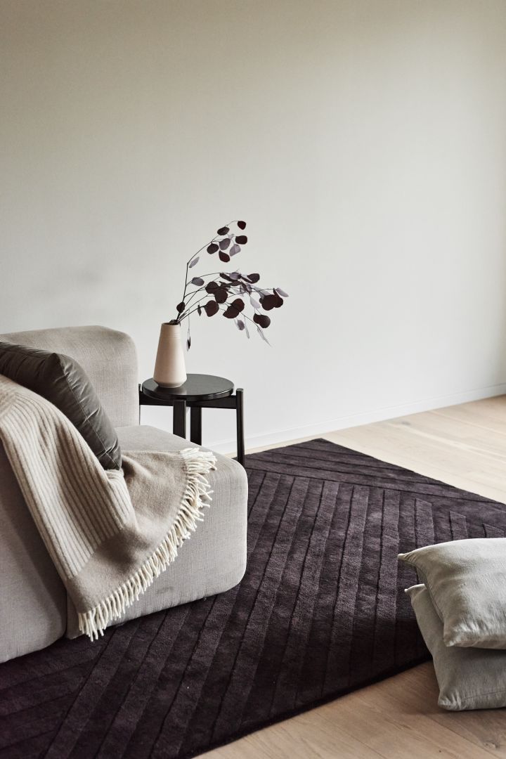 Decorate your living room with the cosy Levels rug from NJRD.