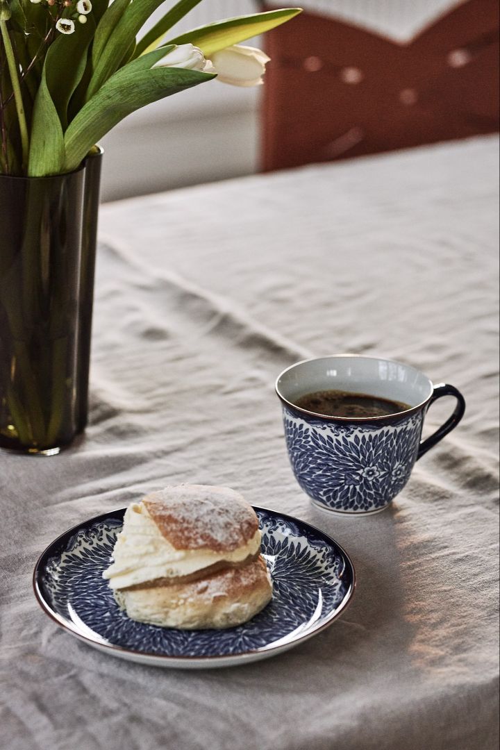 Enjoy a Swedish fika with the Ostindia collection from Rörstrand. 