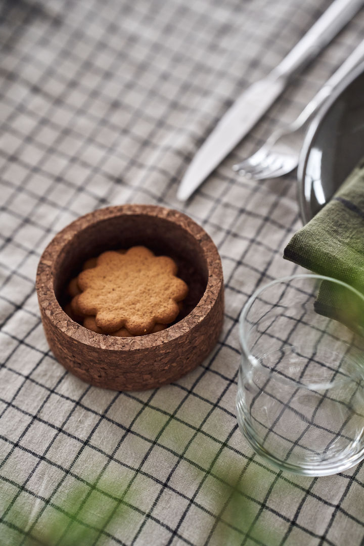 The cork bowl from Broste Copenhagen is perfect for a natural Christmas tablescape.