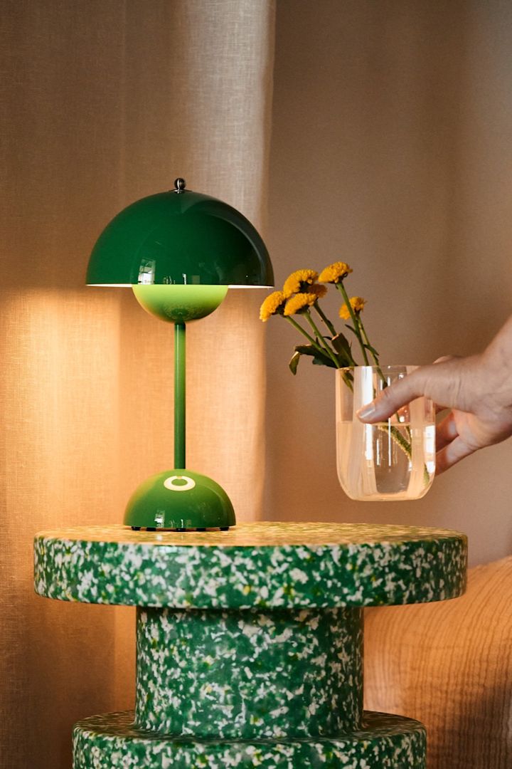 The VP9 portable mushroom table lamp from &Tradition in a beautiful shade of green. 