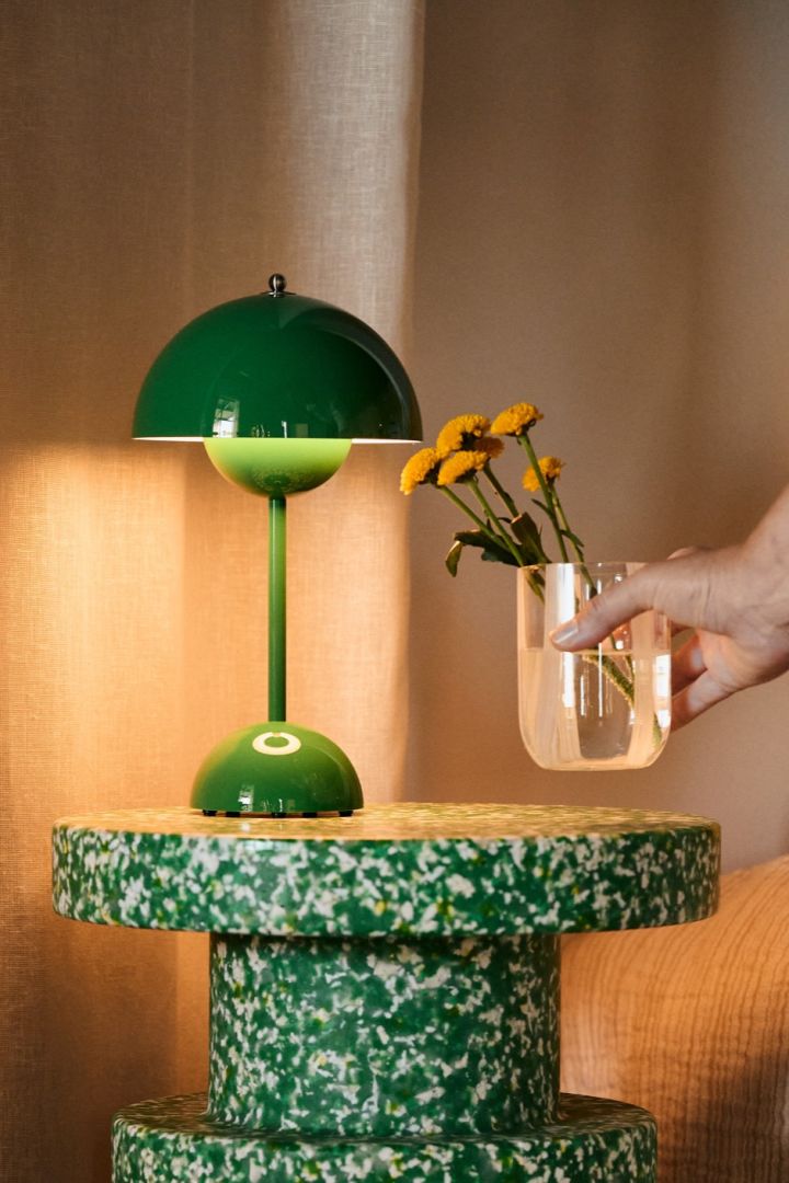 The VP9 portable mushroom table lamp from &Tradition in a beautiful shade of green. 