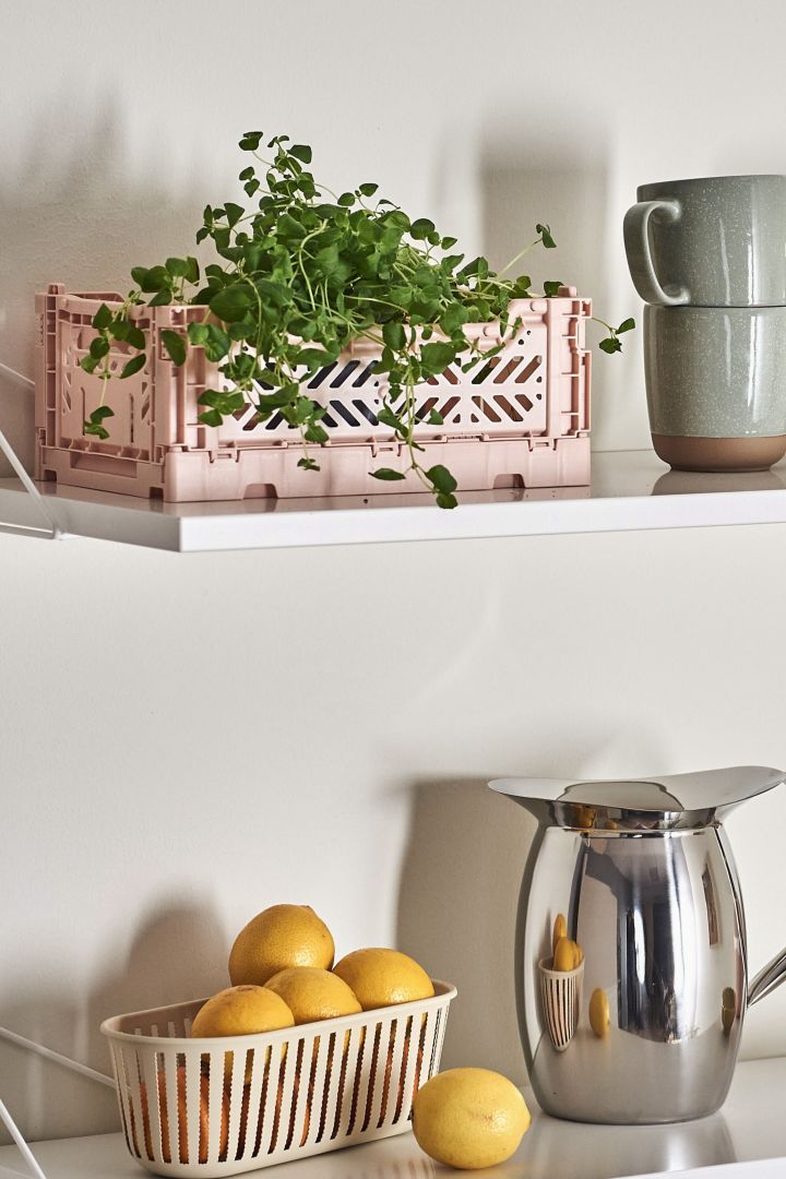 Renew your kitchen with 11 practical and stylish kitchen accessories for easier cooking - here you see the HAYS Colour Crate storage basket in the colour soft pink.