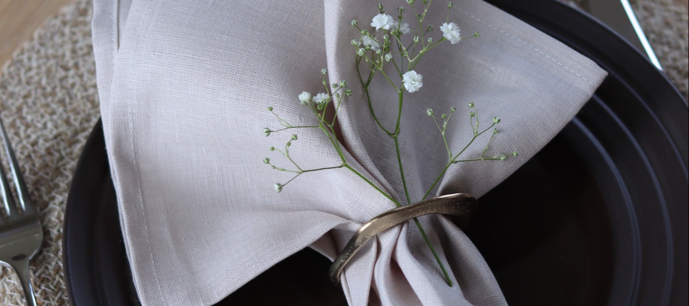 Linen napkins folding ideas for all your holiday's dinners – Linen