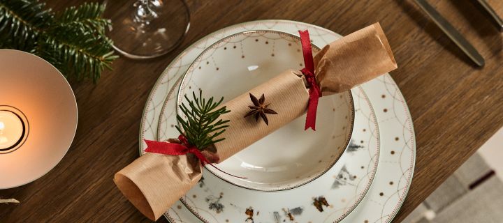 Add a personal touch to the Christmas table with a homemade Christmas cracker. 