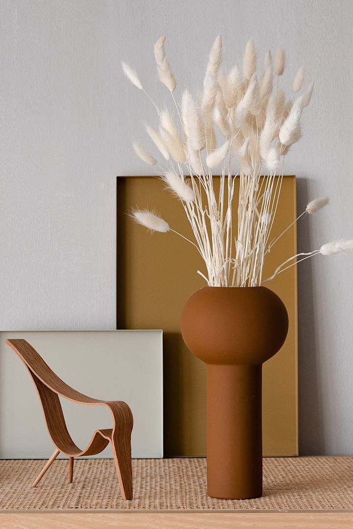 The tactile Cooee Design Pillar vase is the embodiment of round shapes meeting straight lines for one of the top interior design trends of 2021.