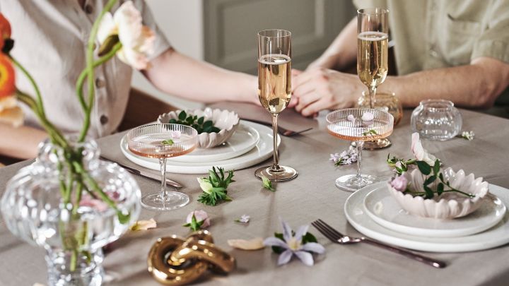 Set the table for a romantic dinner with Fiona bowls and Asparagus plates from By On and scatter some lovely flowers rest on the table - perfect for Valentine's Day.