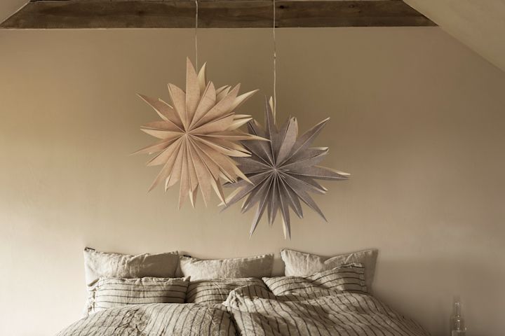 Scandinavian Christmas stars for 2023 from Watt & Veke - Fiona in romantic lavender and beige.