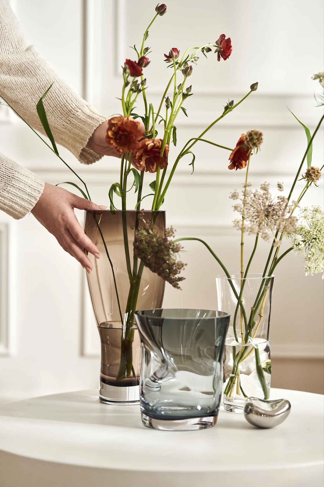 Wedding gift tip - The Squeeze vases from Orrefors are suitable for all shapes of bouquets, from tall and narrow to low and wide.