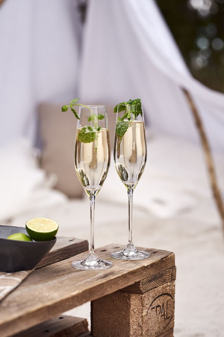 Summer drinks - Prosecco with elderflower and mint served in the Karlevi champagne flute from Scandi Living