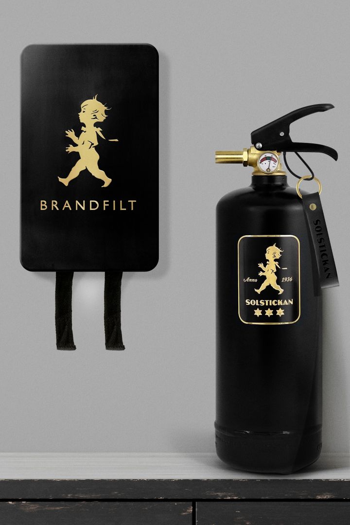 Christmas gift ideas - the fire extinguisher and fire blanket from Solstickan