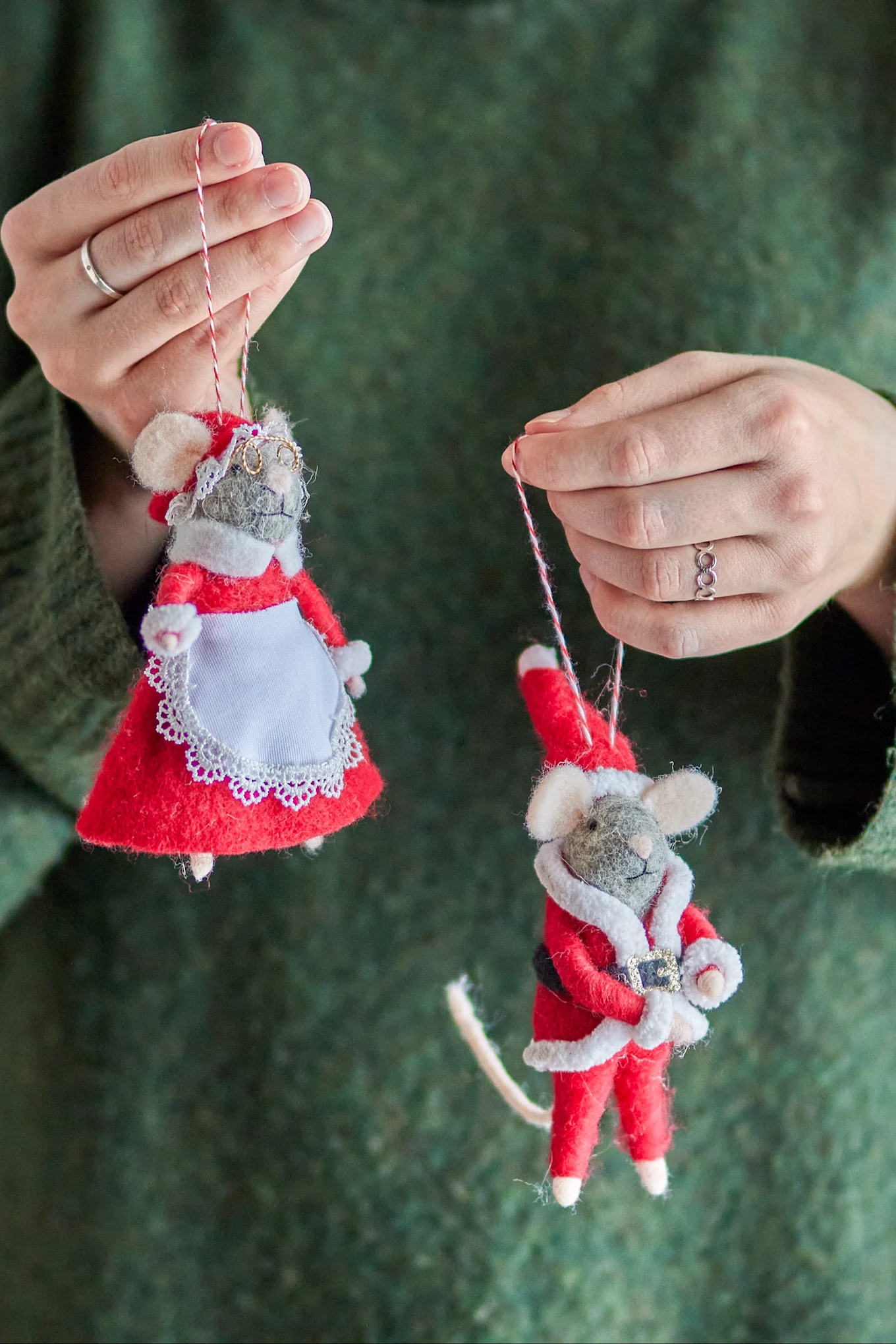 Here you can see Christmas ornaments from Bloomingville depicting mice, symbolizing nature-inspired motifs, which are one of the trends for Christmas decorations in 2025.