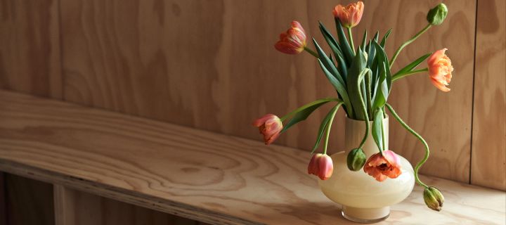 Spring 2024's interior design trends are all about colour, chunky porcelain and statement details, and we like to decorate with a colourful vase like Umpu from Marimekko.