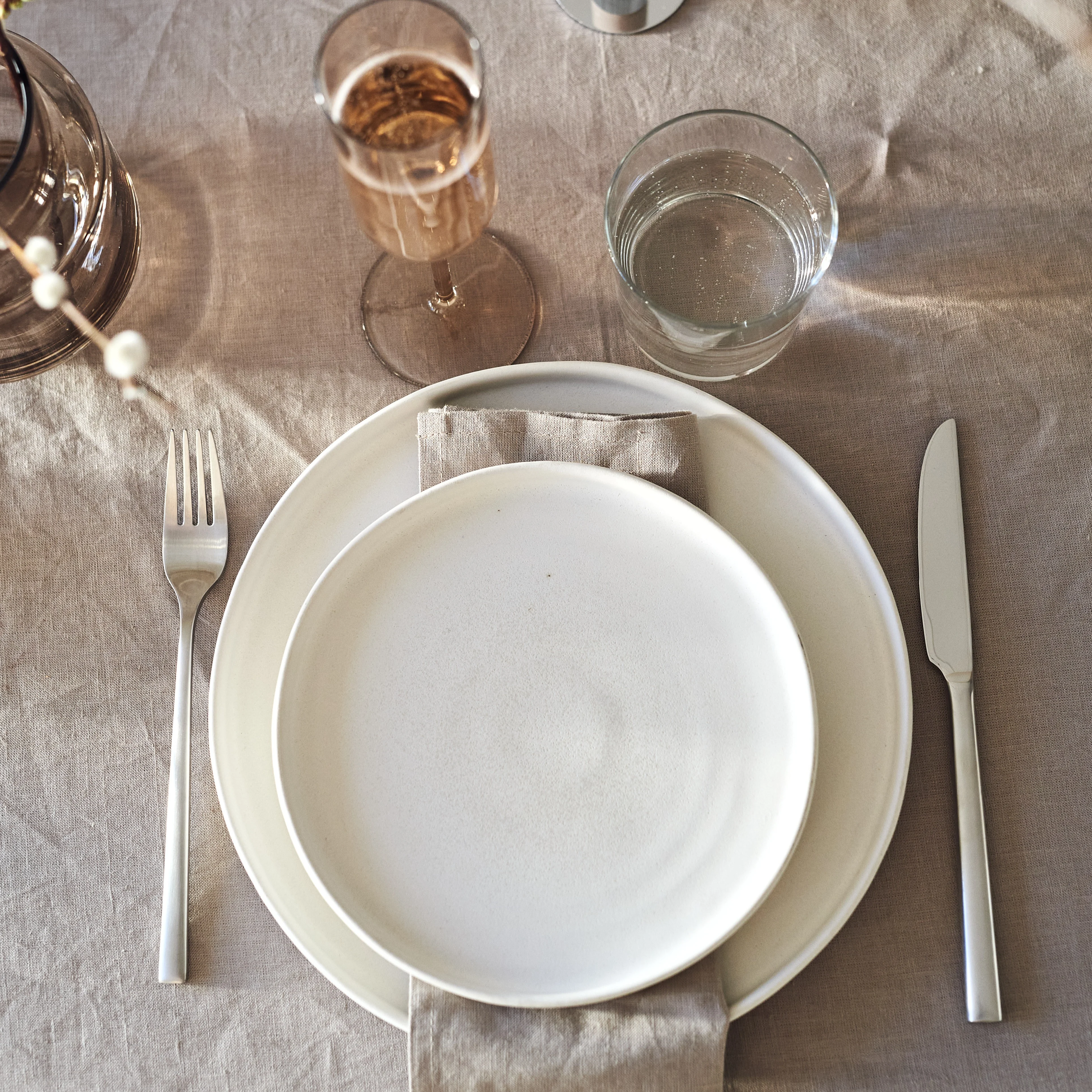 Paratiisi oval plate 36 cm from Arabia - NordicNest.com