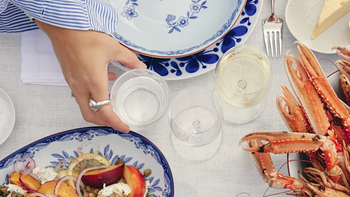 Buy Rörstrand Dinnerware sets & Porcelain at NordicNest.com