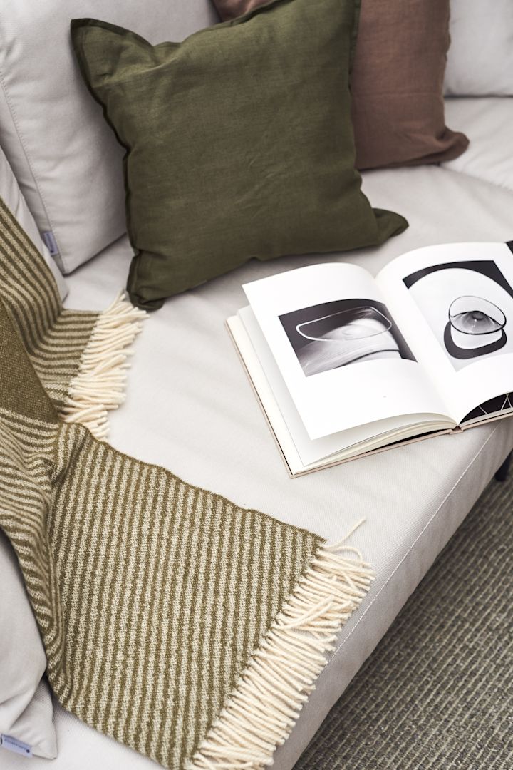 Decorate your balcony with the soft wool throws and linen pillows to cuddle up on cooler evenings.