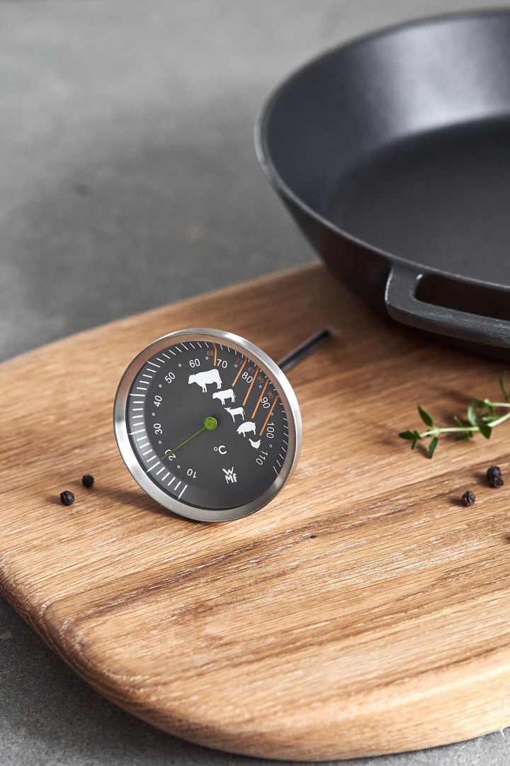 Renew your kitchen with 11 practical and stylish kitchen accessories for easier cooking - here you see the WMF meat thermometer in stainless steel.