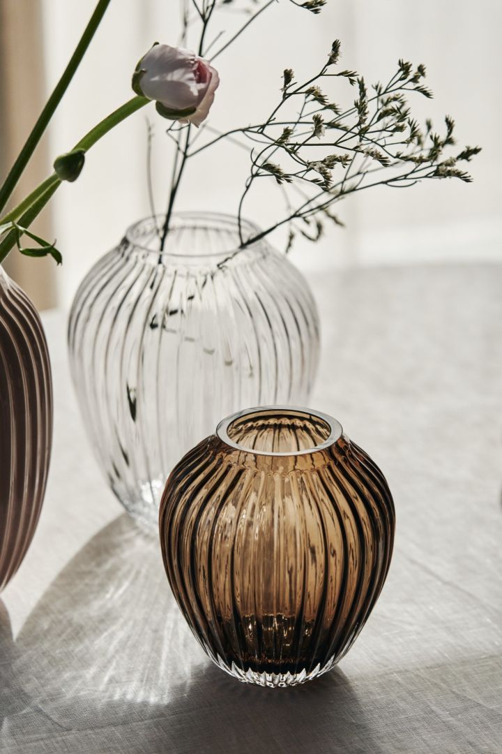 The small glass vase from Hammershøi for Kähler in the walnut colour.