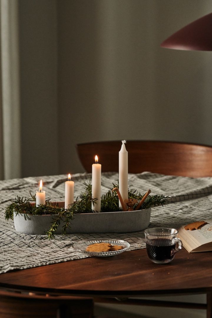 Here you see the Marb Christmas candle holder from House Doctor in concrete.  