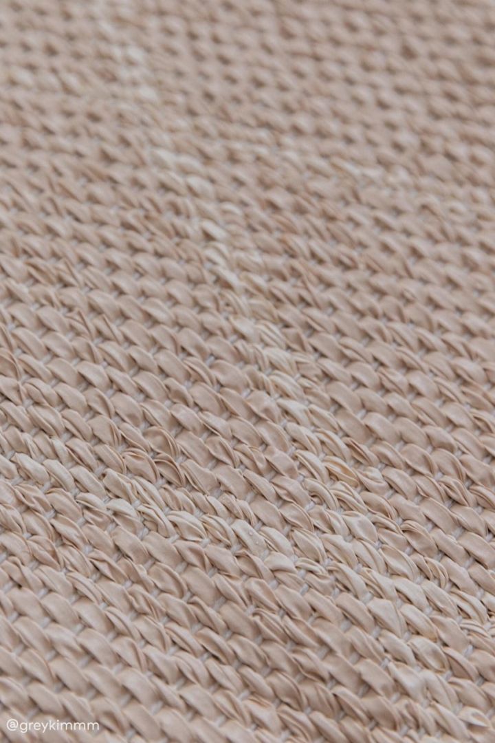 A close up of the Peak plastic rug from Scandi Living in our guide to choosing the right rug photo: @greykimmm