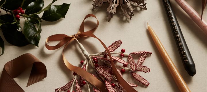 Scandi Christmas decorations 2022 for Broste Copenhagen in the form of a beautiful mistletoe made from paper. 