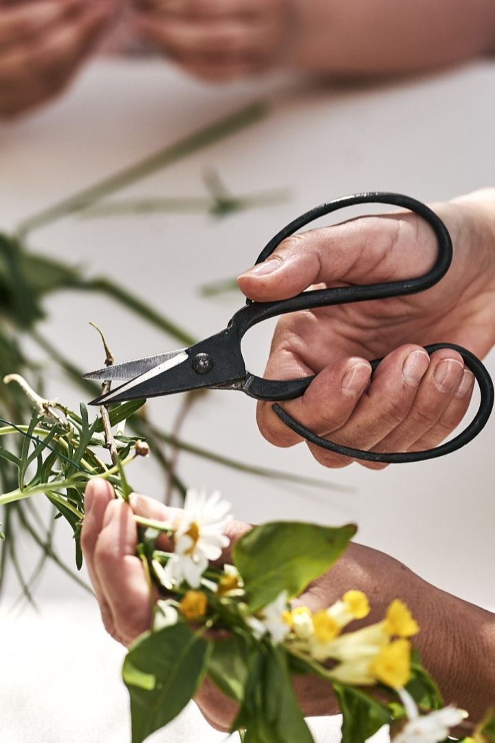 Use scissors or secateurs to cut your flowers for a real Swedish midsummer party. 
